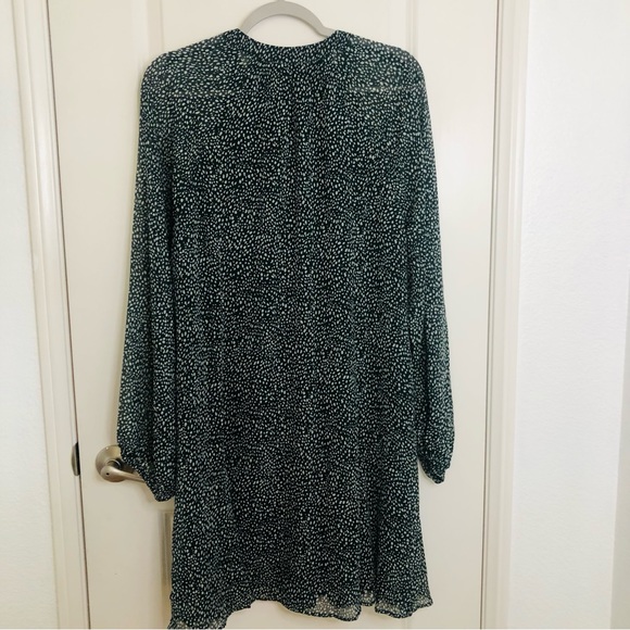 NWT New Joie Dress Balloon Sleeves, Arctic Animal spot, Green, MSRP $378.00 - Picture 5 of 10